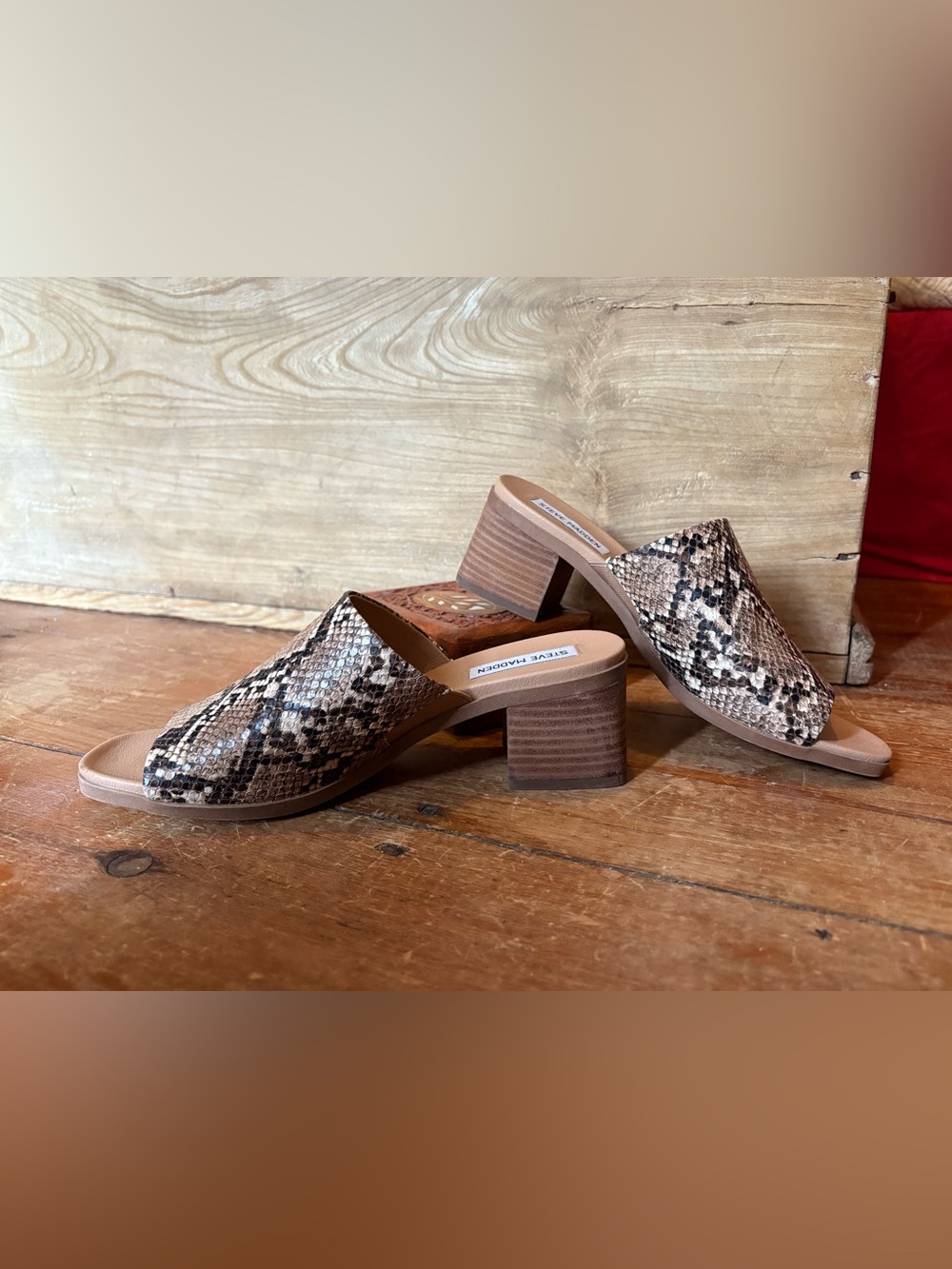 Steve Madden snake print sandal slide mule chunky heel 8 excellent condition